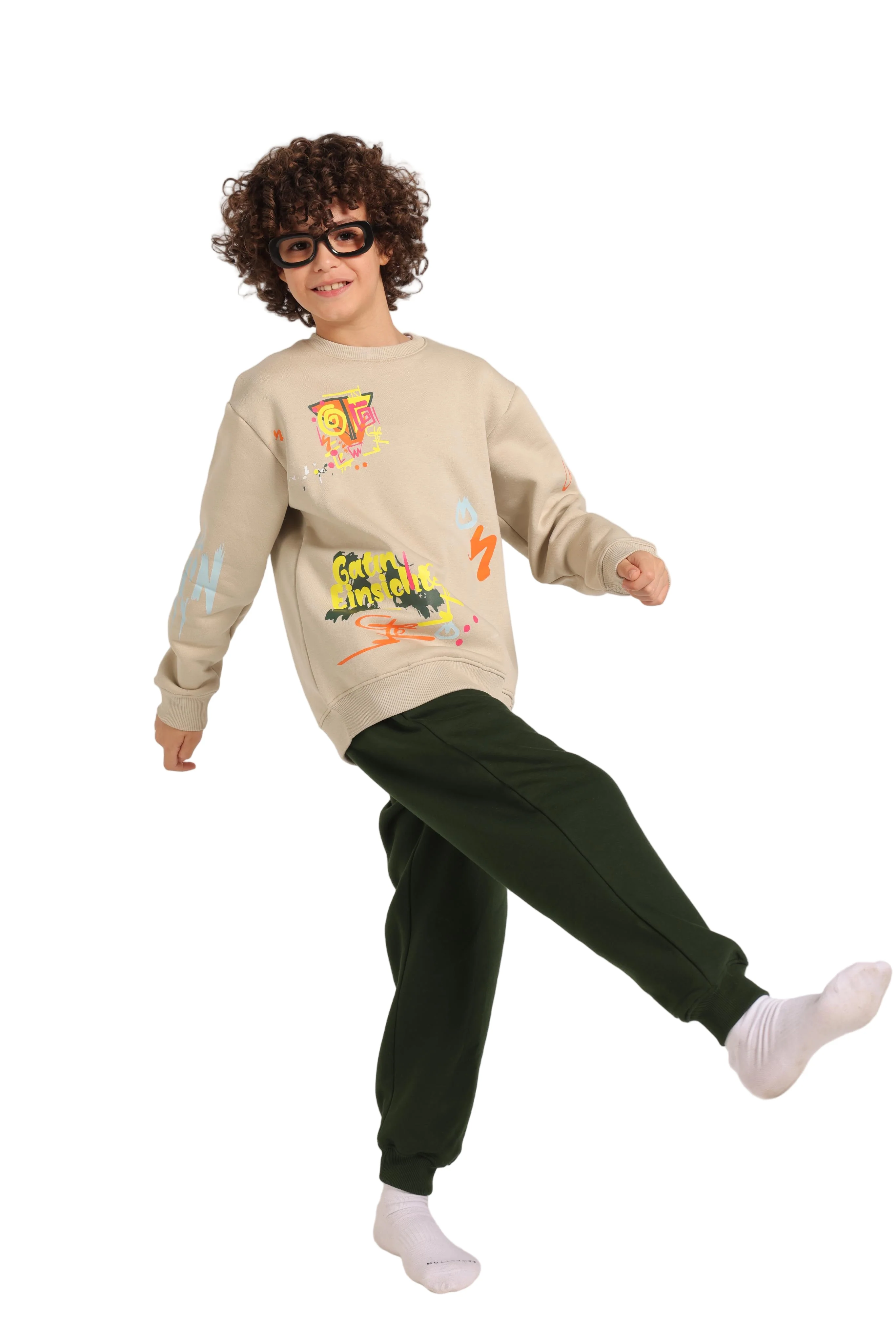 Trendy Boy's Graffiti Sweatshirt & Jogger Set - Image 4