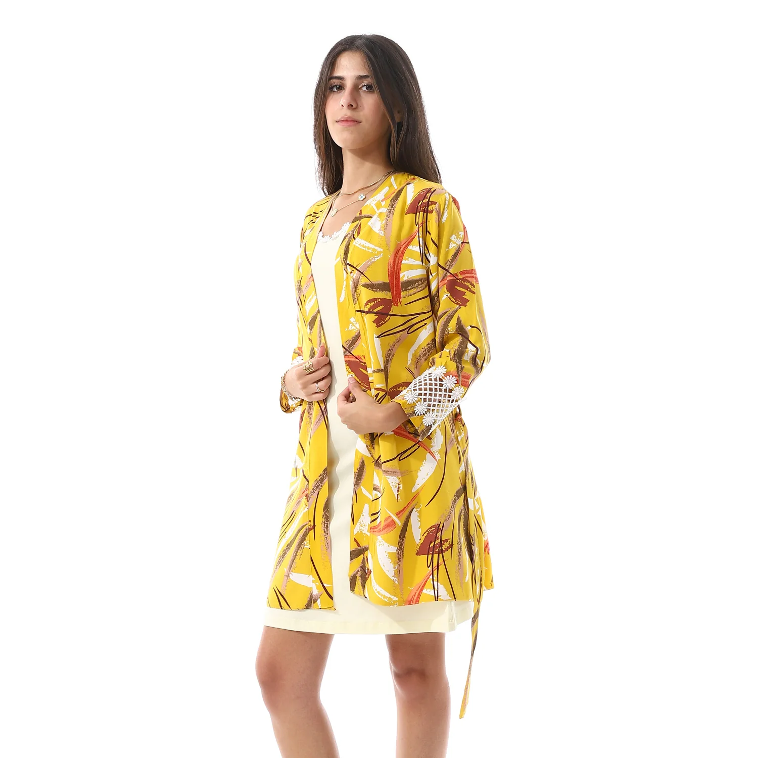 Yellow Solid Short Nightgown & Colorful Floral Robe Set - Image 2
